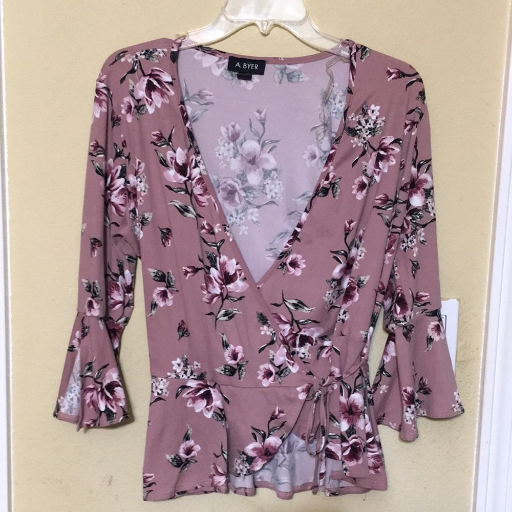 Ladies X/L mauve floral top